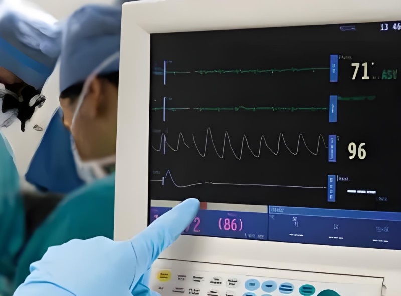 Projected Capacitive Panels for Medical Devices: Precise Touch, Protecting Life and Health(图1)