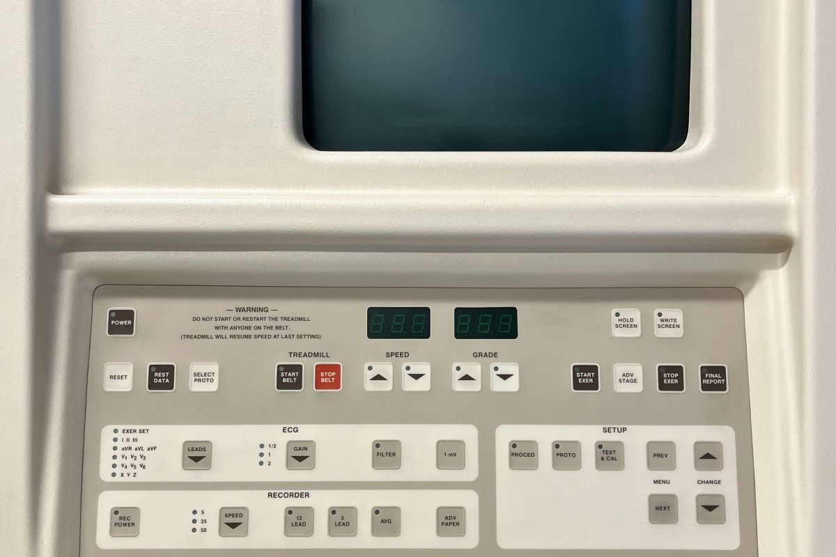 Can Membrane Switches Be Repaired or Do They Need to Be Replaced?(图2) Can Membrane Switches Be Repaired or Do They Need to Be Replaced?(图2)